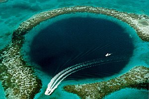 tauchen_blue_hole_karibik tauchen_blue_hole_karibik