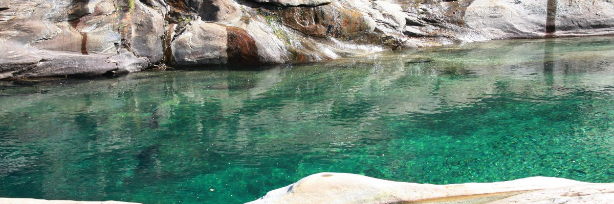 tauchen_in_europa_Flusstauchen_verzasca